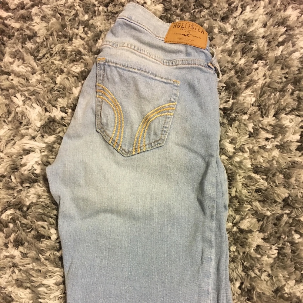 Hollister Jeans.